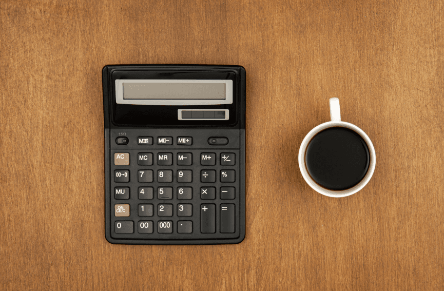 Quais as consequências de parcelas em atraso no consórcio?